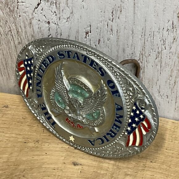 The United States of America Belt Buckle 1986 Mens Patriotic Goldtone Center - Picture 2 of 6